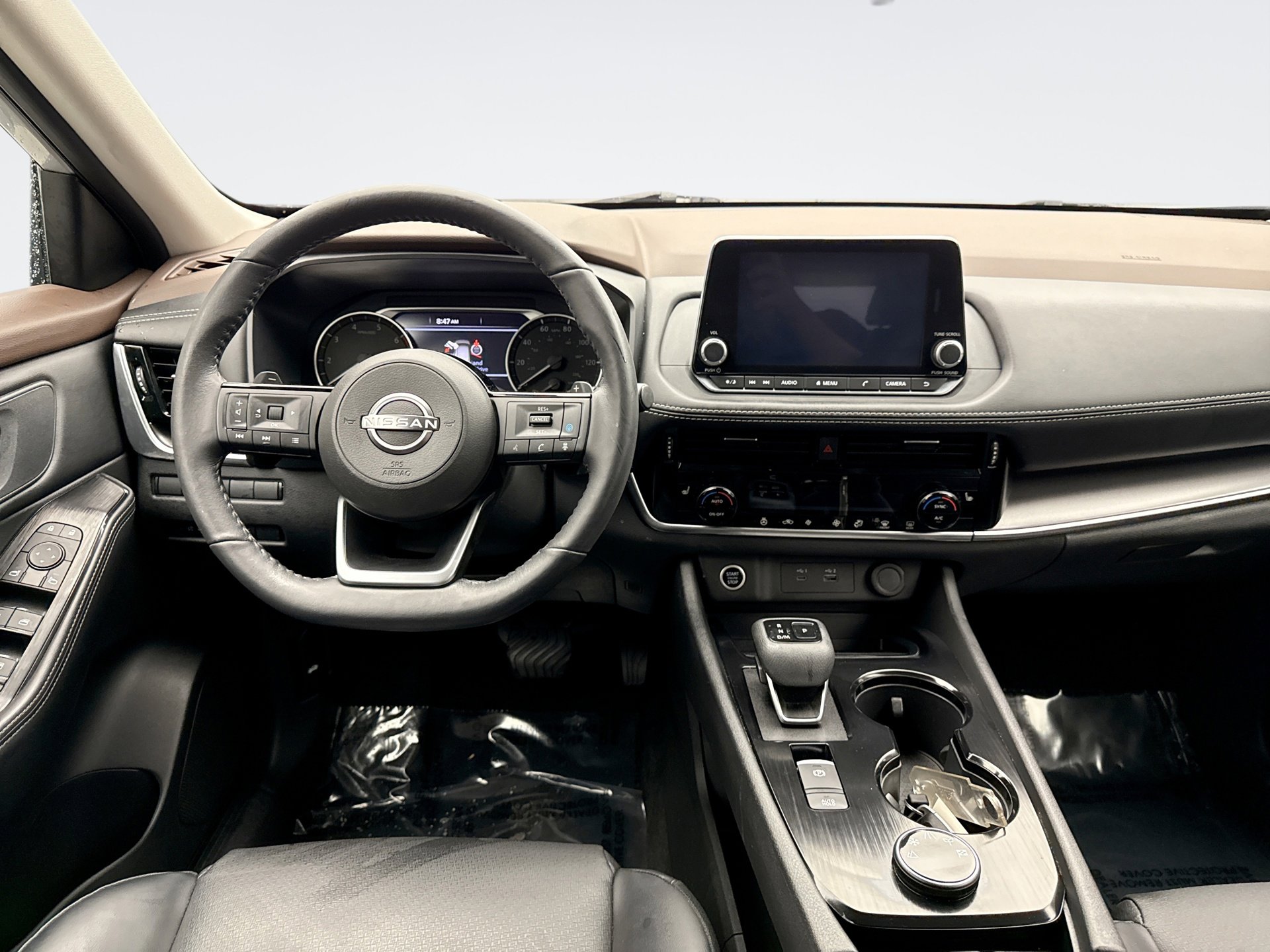 Used 2023 Nissan Rogue SV w/ SV Premium Package image 12