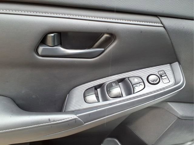 Used 2024 Nissan Sentra S image 11