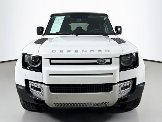 Used 2025 Land Rover Defender 110 S AWD/4WD image 2