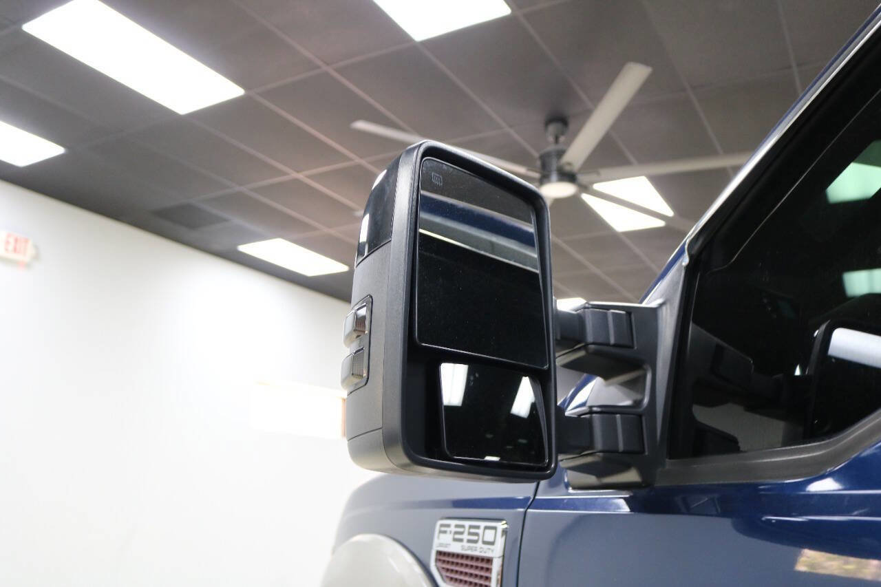 Used 2008 Ford F250 Lariat image 22