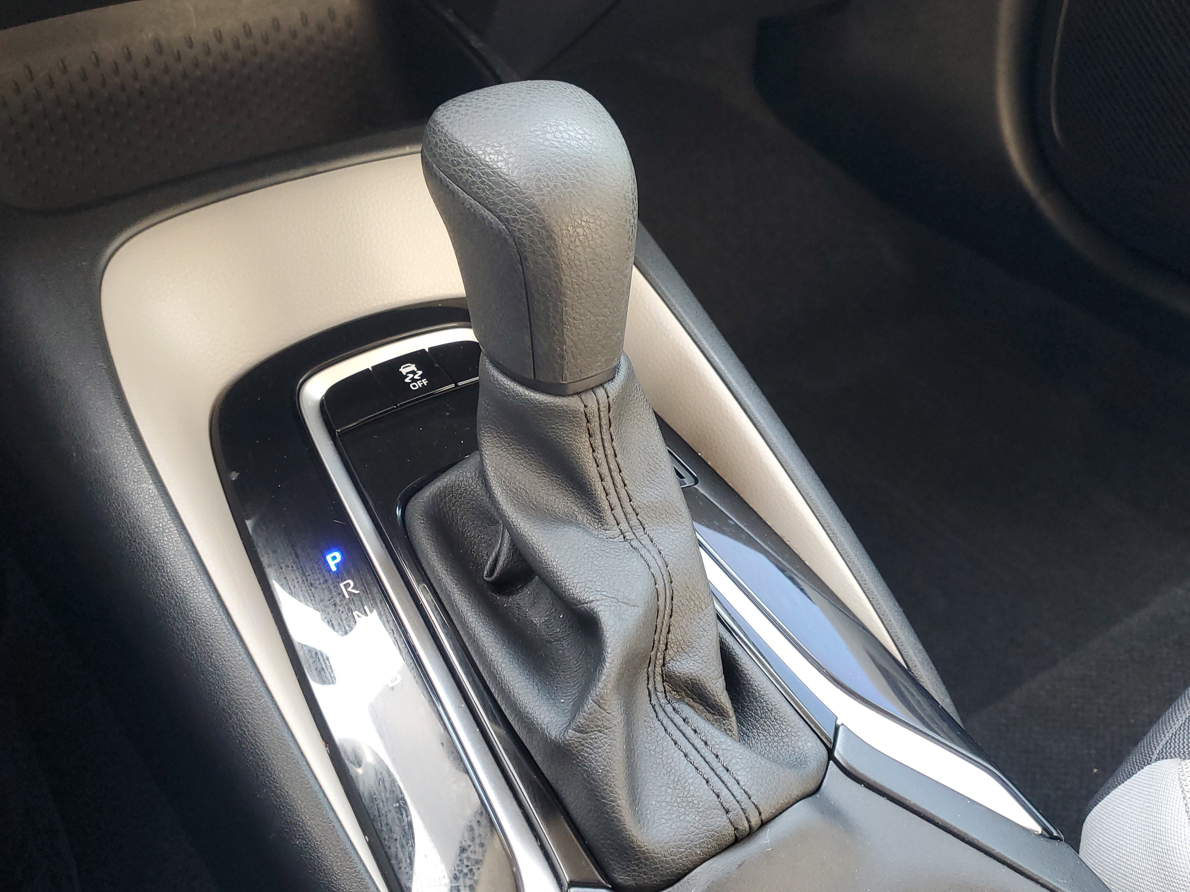 Certified 2024 Toyota Corolla LE FWD image 29