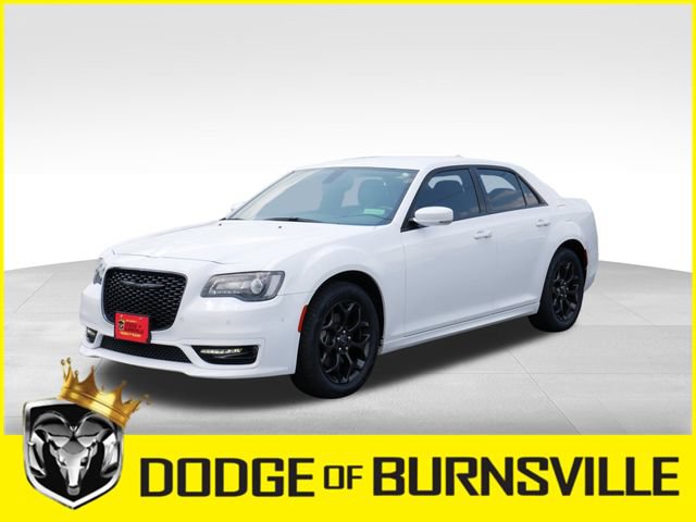 Used 2021 Chrysler 300 Touring L AWD/4WD video 3
