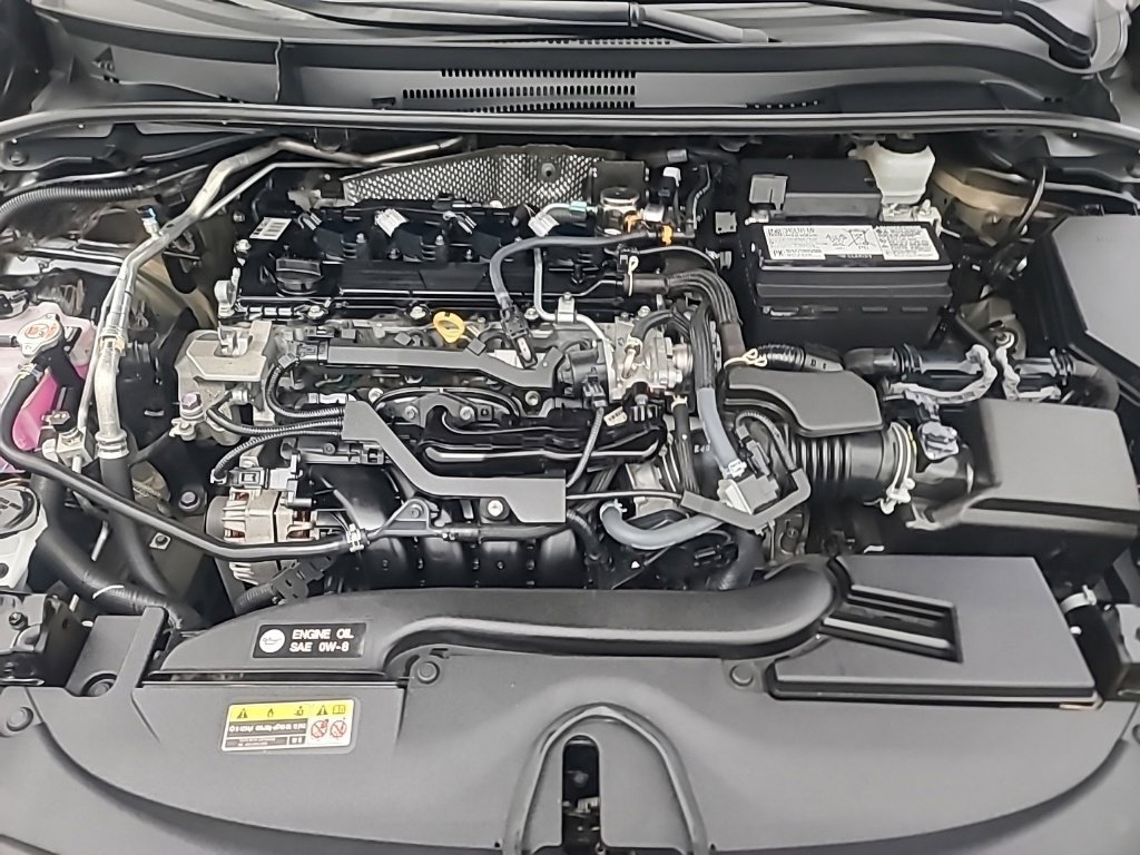 Used 2025 Toyota Corolla LE FWD image 37
