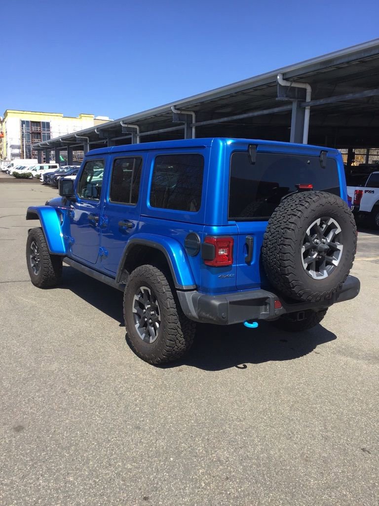 Used 2024 Jeep Wrangler Unlimited Rubicon 4xe image 3