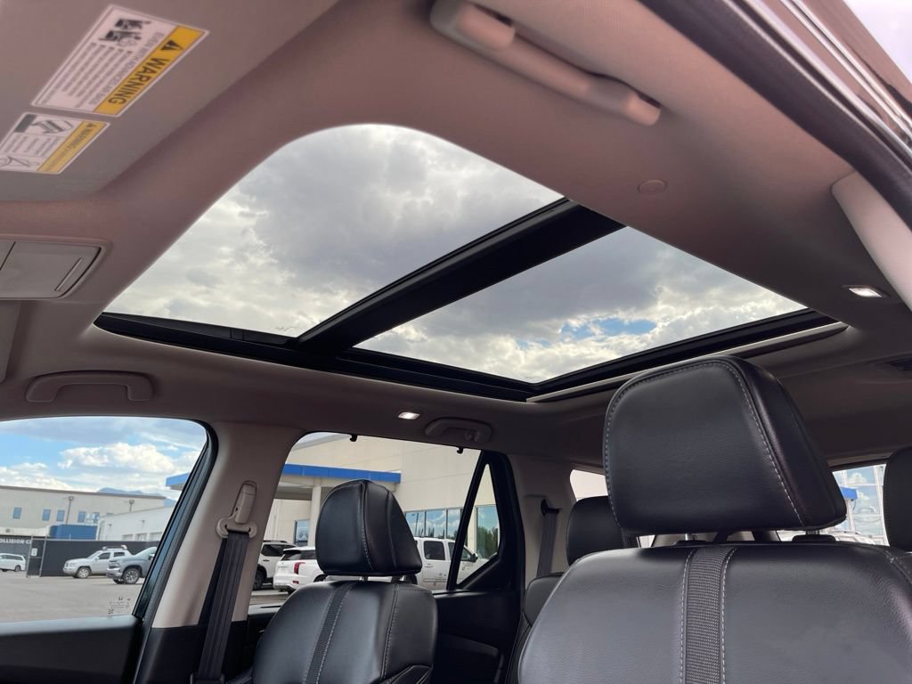 Certified 2024 Honda Pilot Touring image 23
