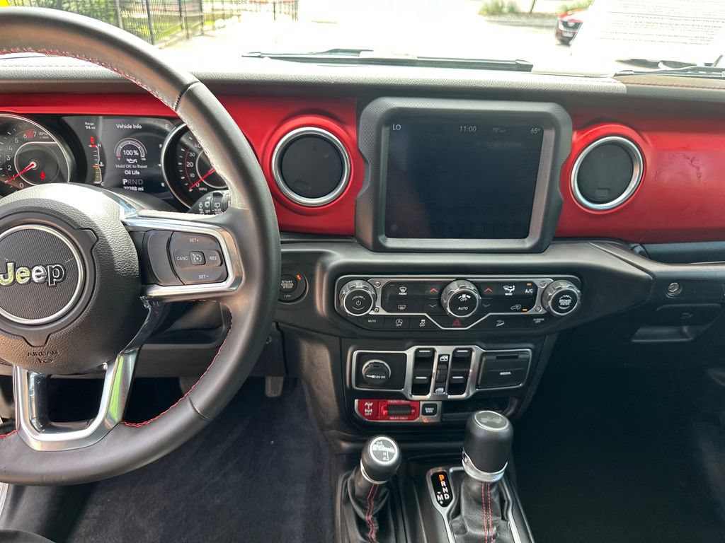 Used 2020 Jeep Wrangler Unlimited Rubicon w/ Dual Top Group AWD/4WD image 21