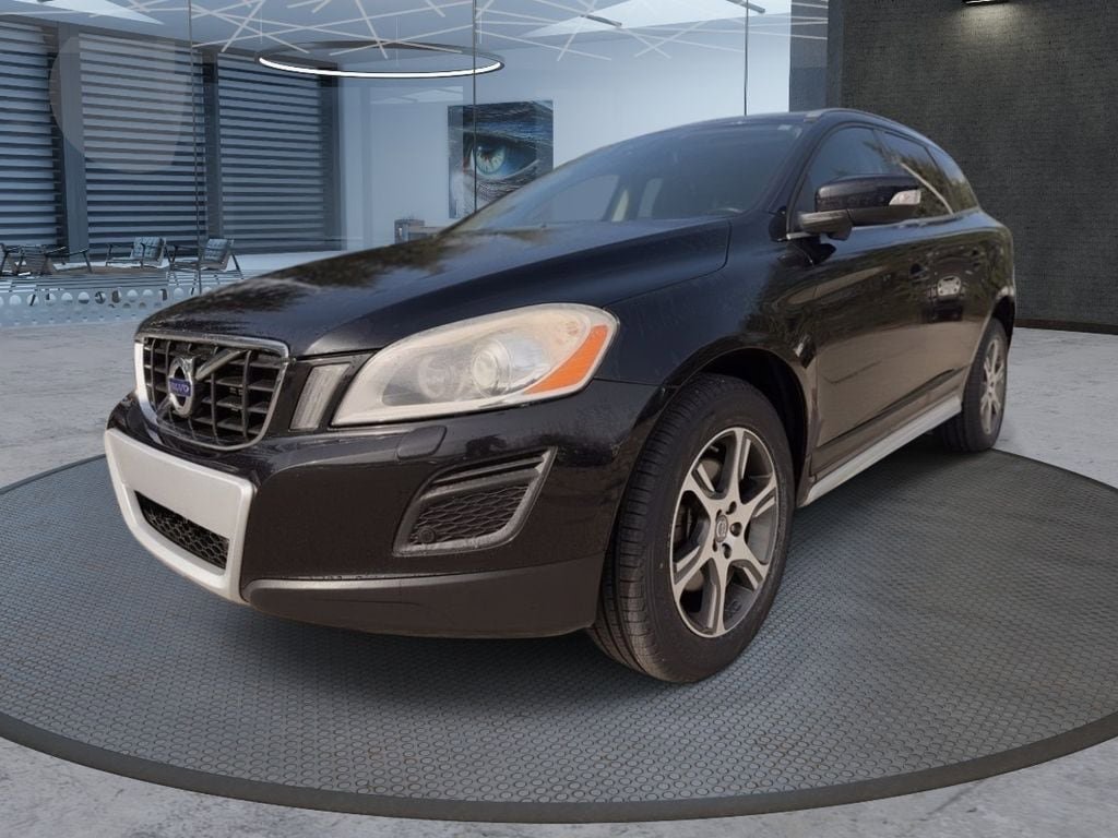 Used 2013 Volvo XC60 T6 AWD/4WD image 2