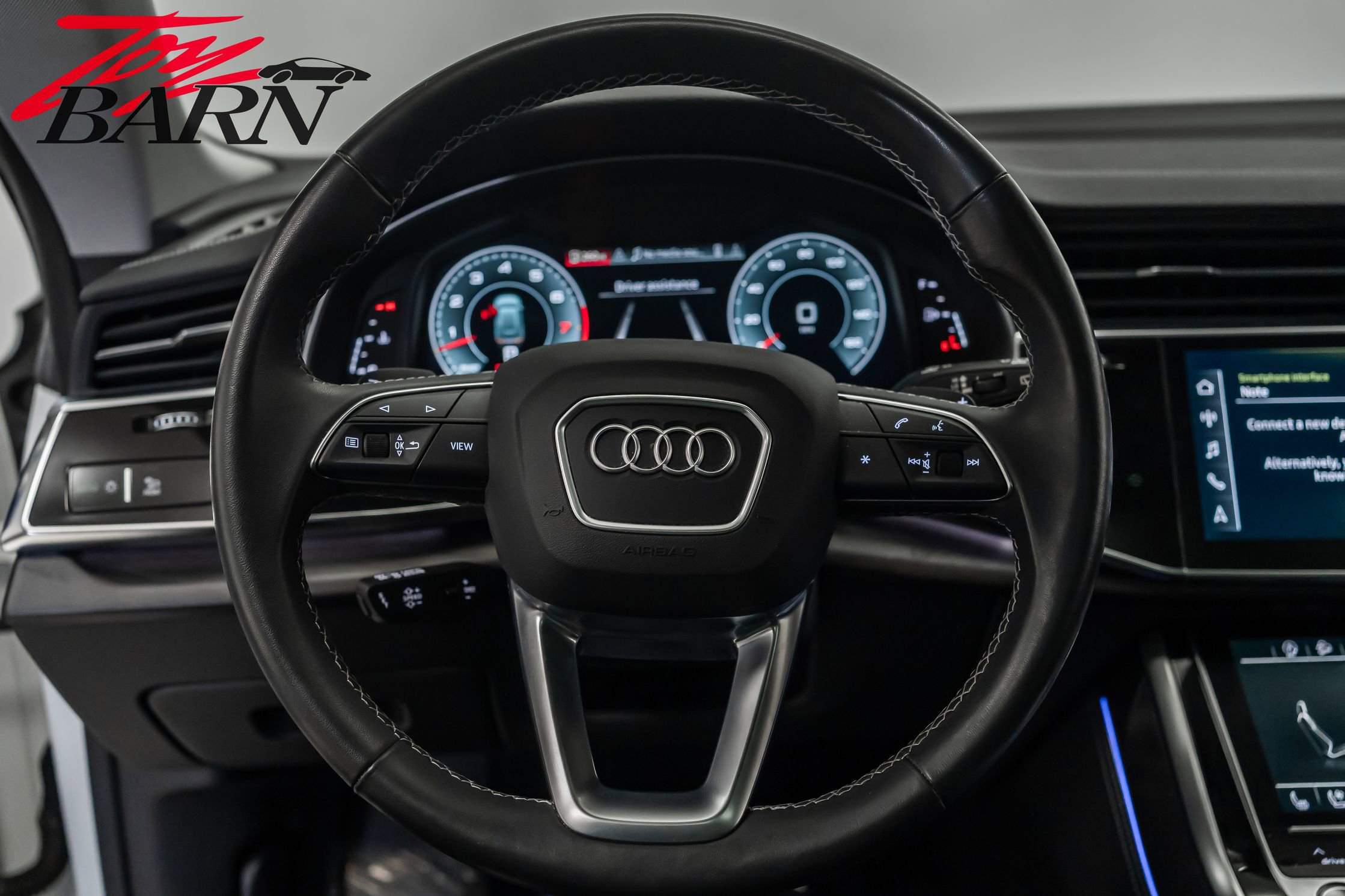 Used 2023 Audi Q8 Prestige image 28