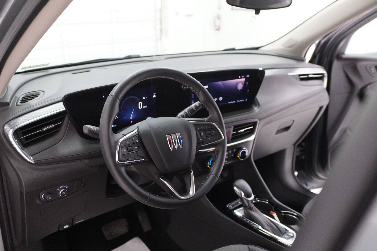 Used 2025 Buick Encore GX Preferred FWD image 7