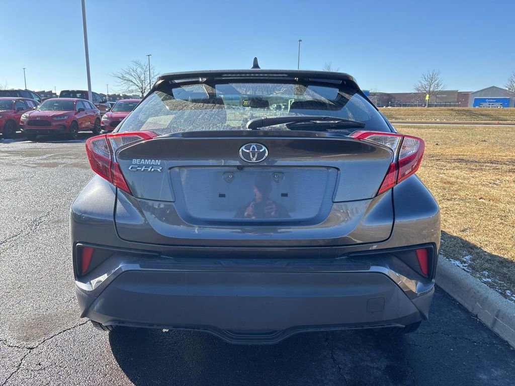 Used 2019 Toyota C-HR LE image 7