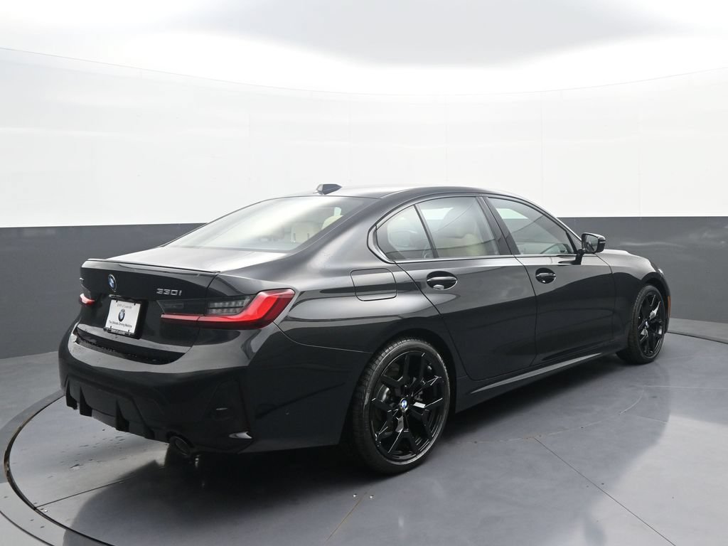 New 2026 BMW 330i xDrive Sedan w/ M Sport Package AWD/4WD image 7