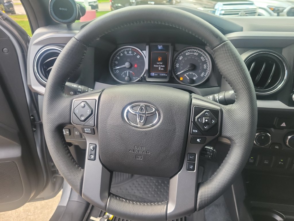 Certified 2021 Toyota Tacoma TRD Off-Road w/ Advanced Technology Package AWD/4WD image 28