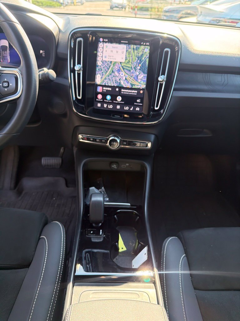 Used 2023 Volvo C40 P8 Recharge Ultimate w/ Protection Package Premier AWD/4WD image 15