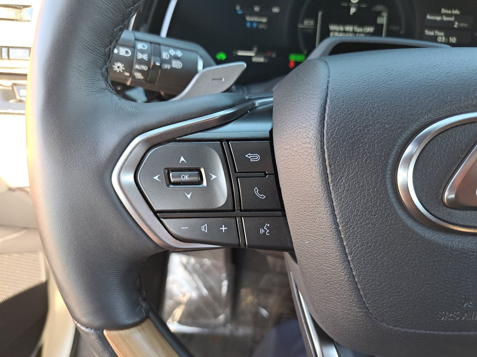 Used 2026 Lexus RX 350h w/ Convenience Package AWD/4WD image 19