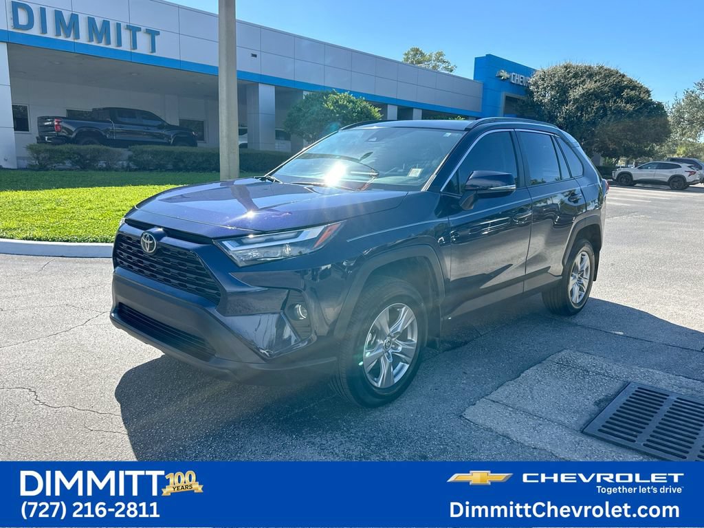 Used 2025 Toyota RAV4 XLE w/ Convenience Package FWD image 1