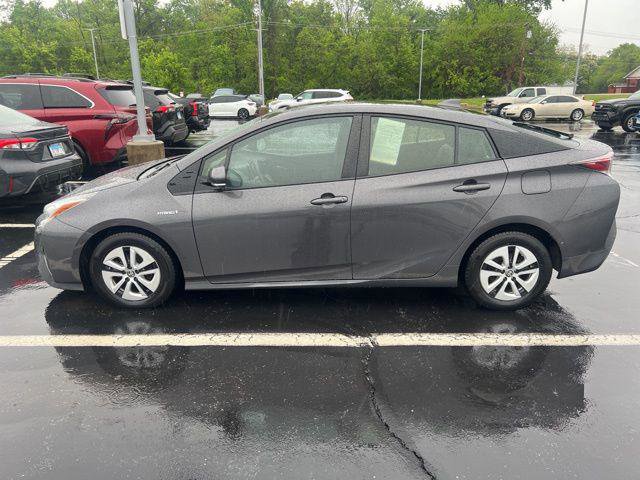 Certified 2018 Toyota Prius Four w/ Advanced Technology Package FWD image 2