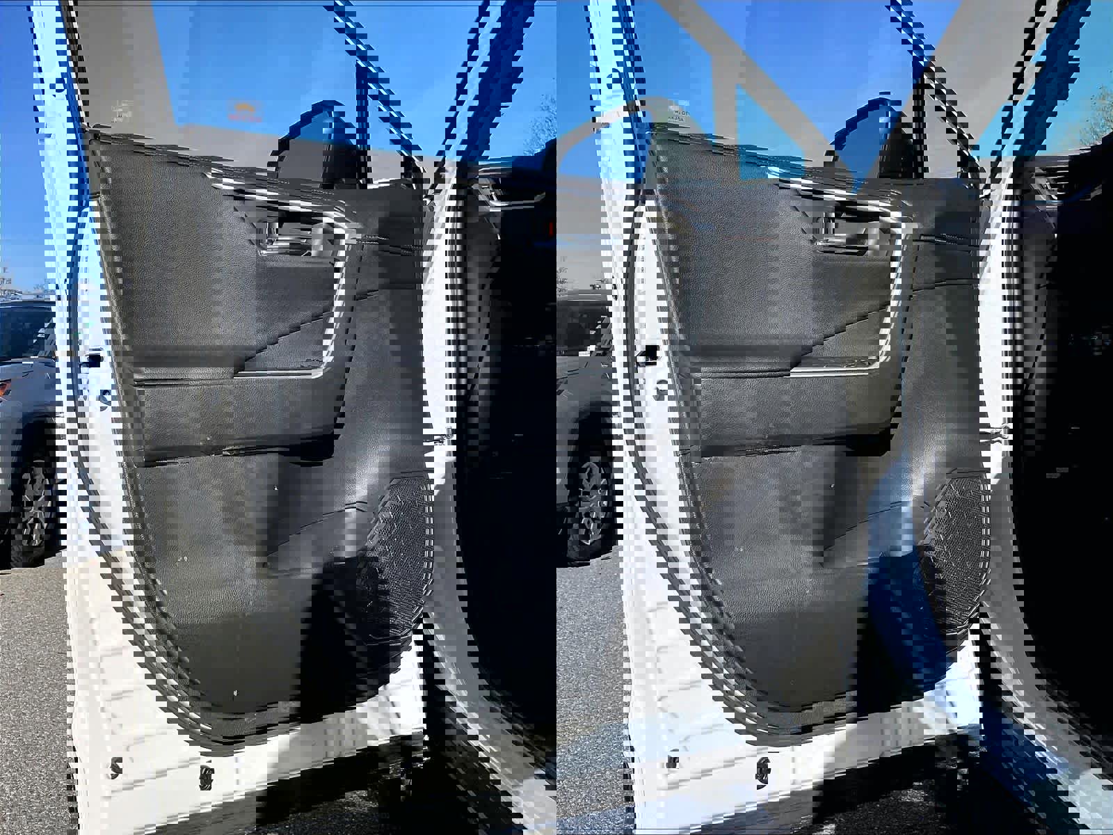 Used 2023 Toyota RAV4 XSE image 9