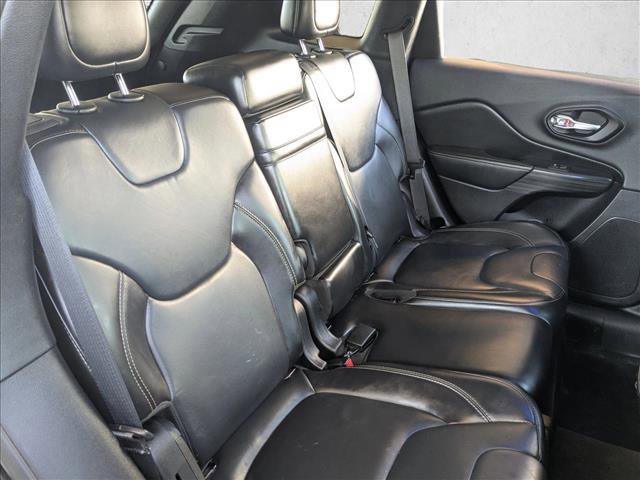 Used 2016 Jeep Cherokee Limited image 20