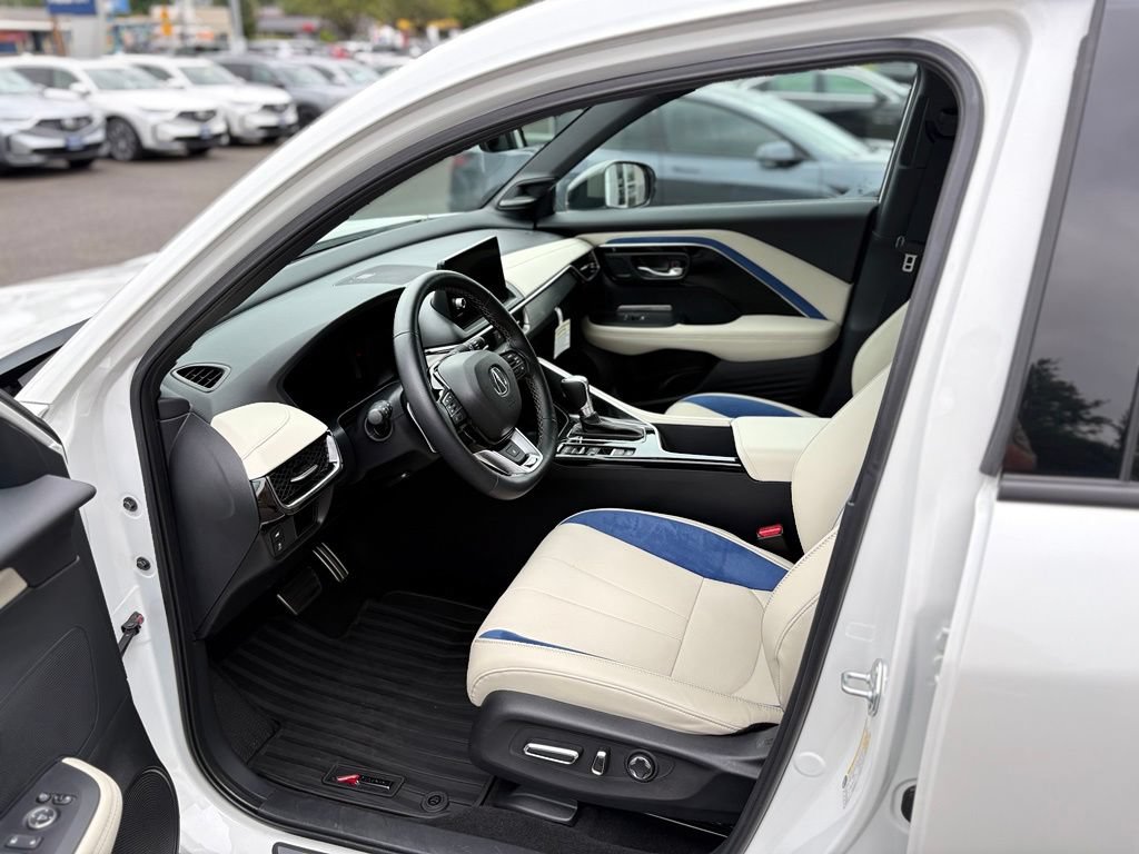 Certified 2025 Acura ADX A-Spec AWD/4WD image 13