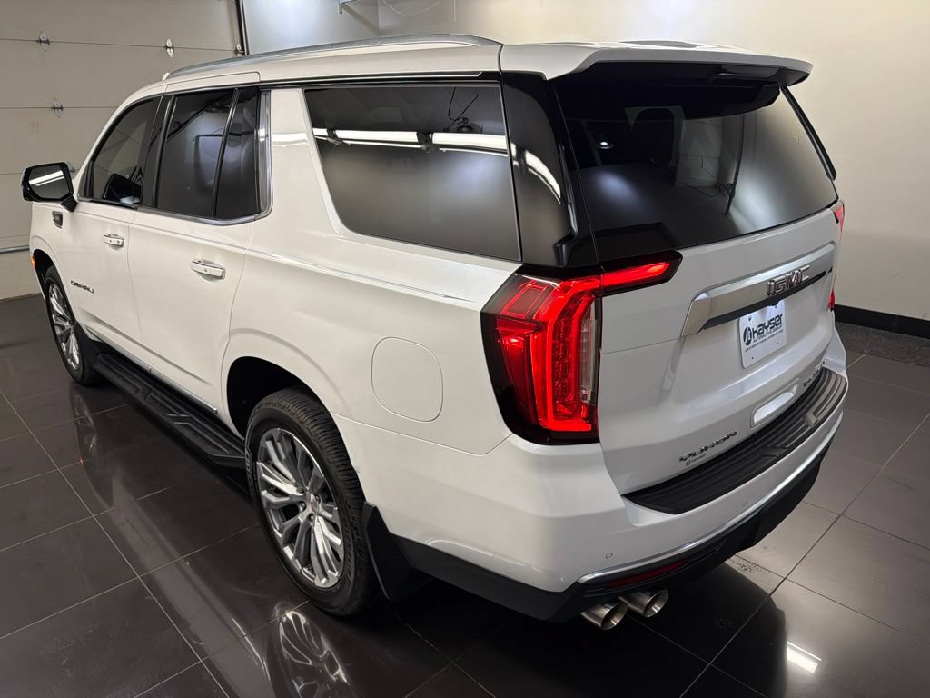 Used 2022 GMC Yukon Denali AWD/4WD image 4