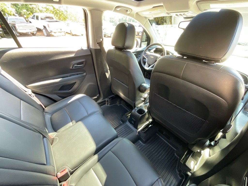 Used 2020 Chevrolet Trax Premier image 31