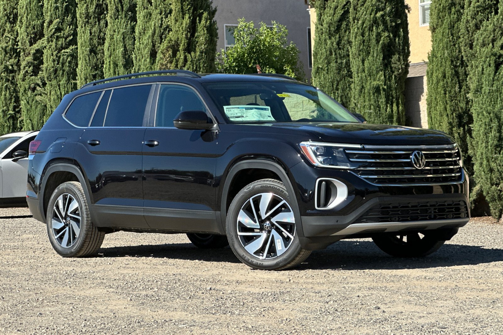 New 2026 Volkswagen Atlas SE AWD/4WD image 2
