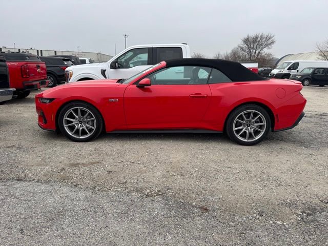 Used 2025 Ford Mustang GT Premium image 2