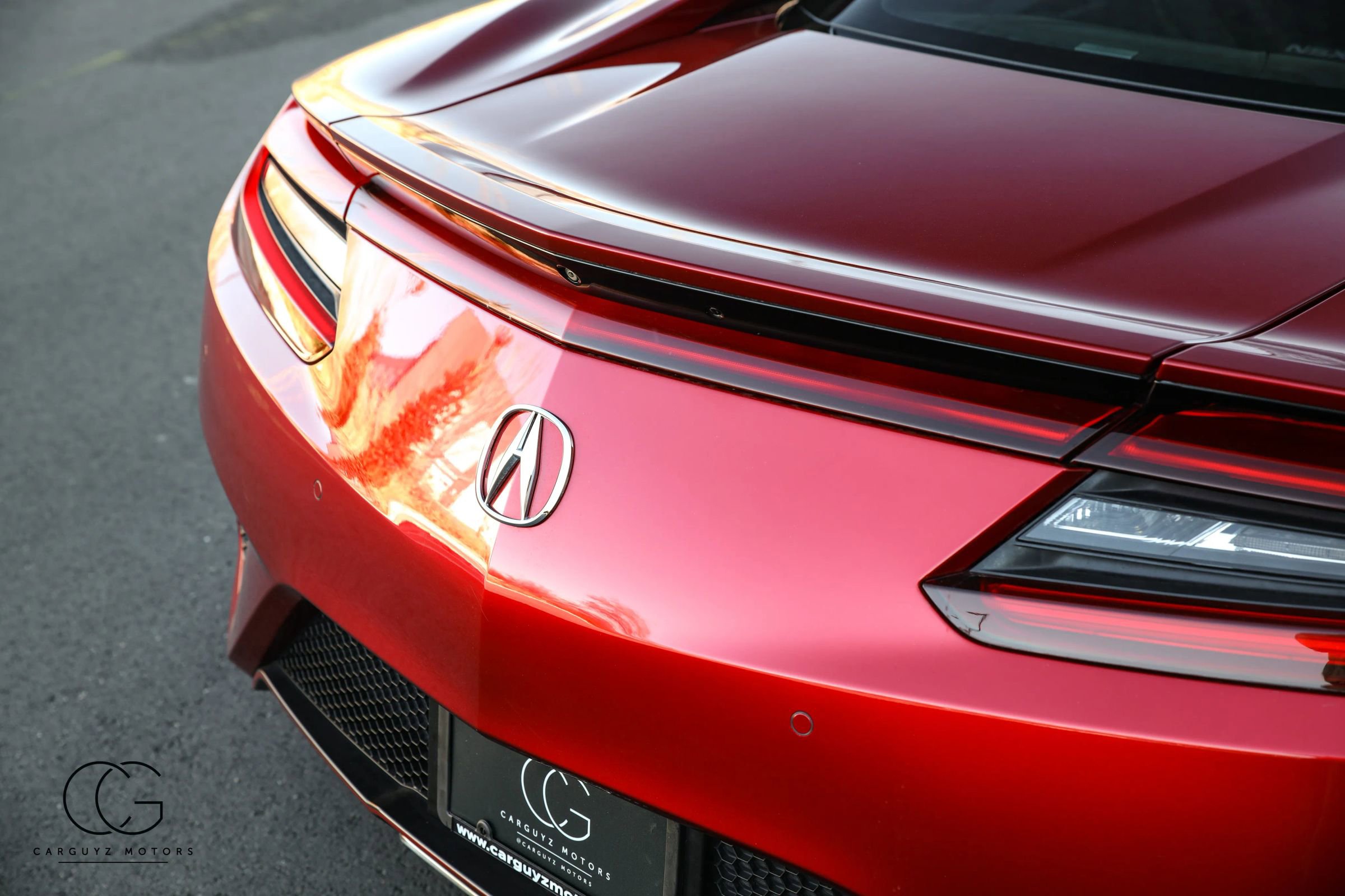 Used 2017 Acura NSX image 18