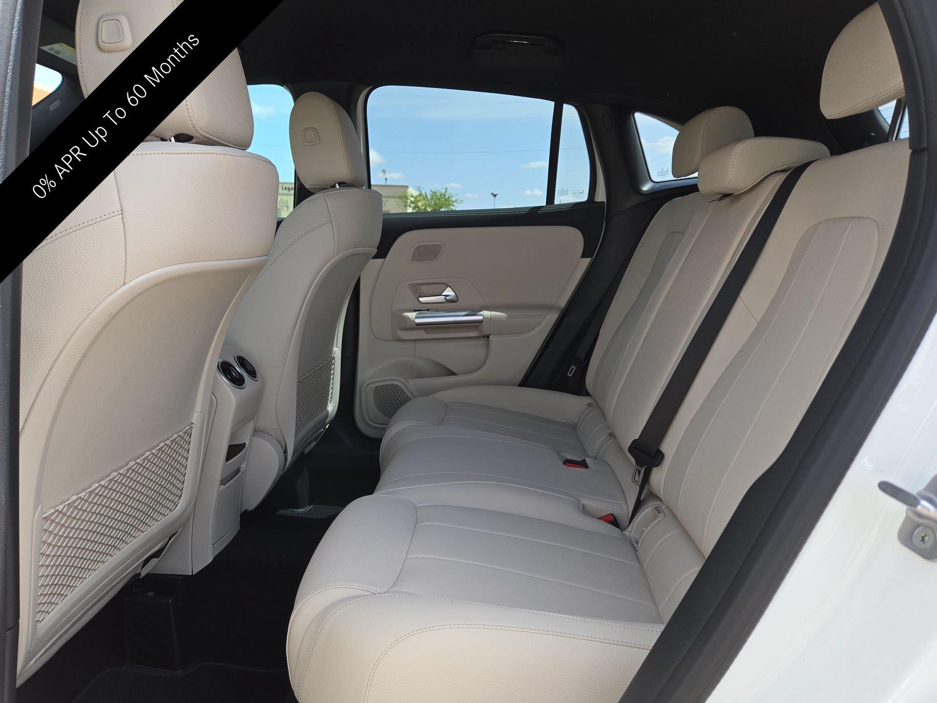 New 2025 Mercedes-Benz GLA 250 image 13