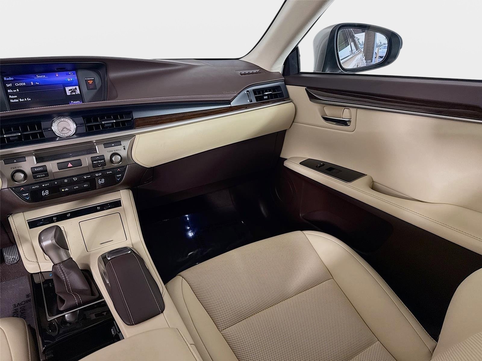 Used 2017 Lexus ES 350 w/ Navigation System Package FWD image 24