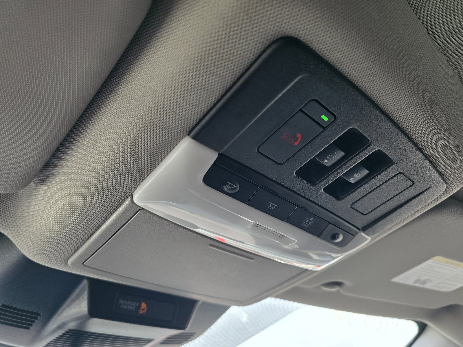 Used 2023 Nissan Rogue SV w/ SV Premium B Package image 22