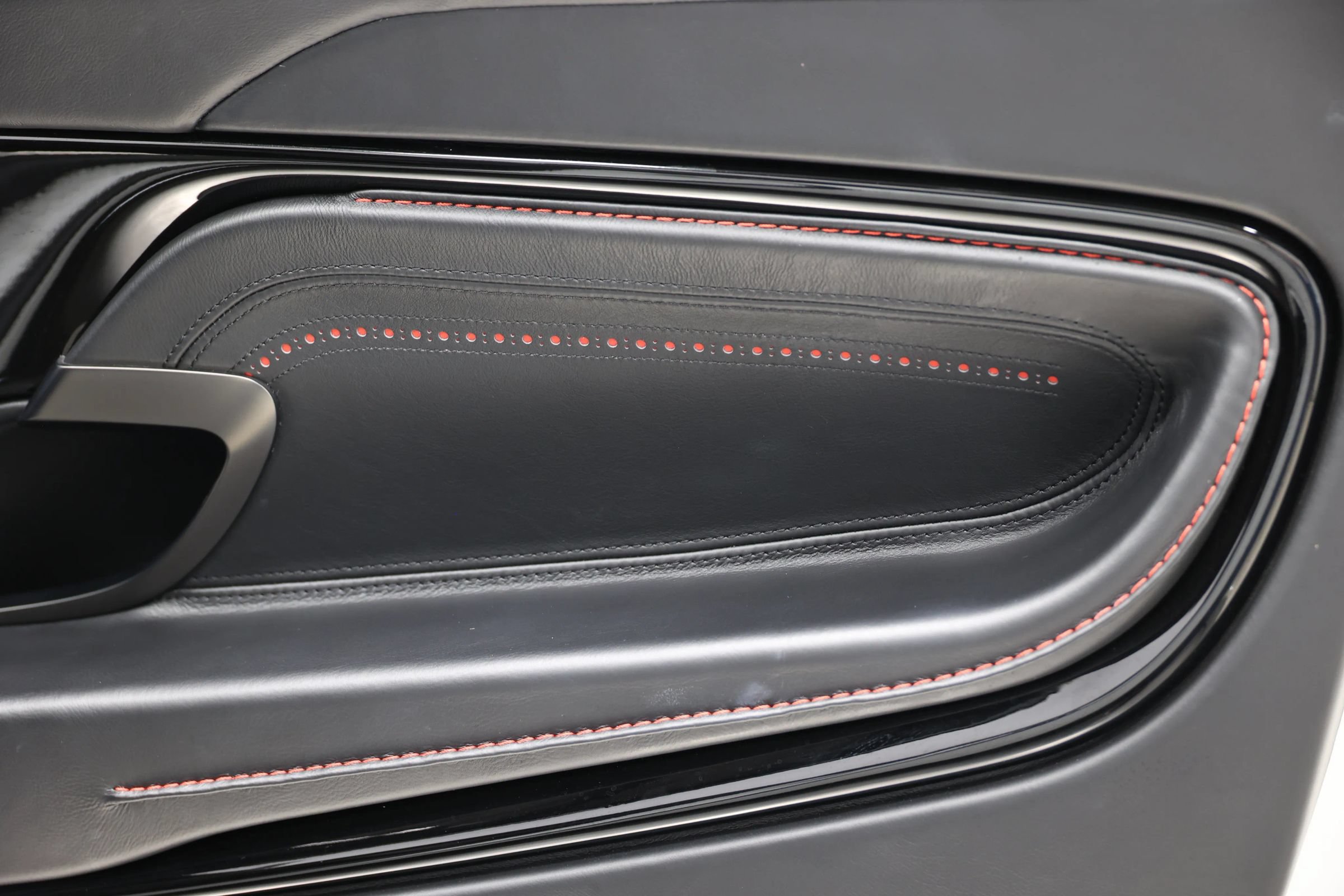 Used 2019 Aston Martin DB11 Volante RWD image 78