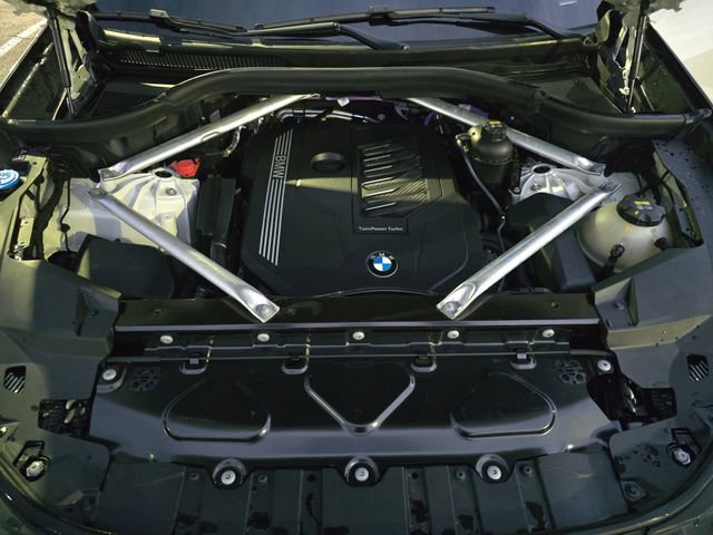 Used 2021 BMW X5 xDrive40i w/ Premium Package image 31