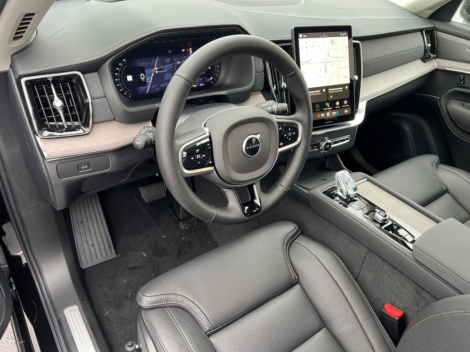 New 2026 Volvo XC90 B6 Ultra image 11