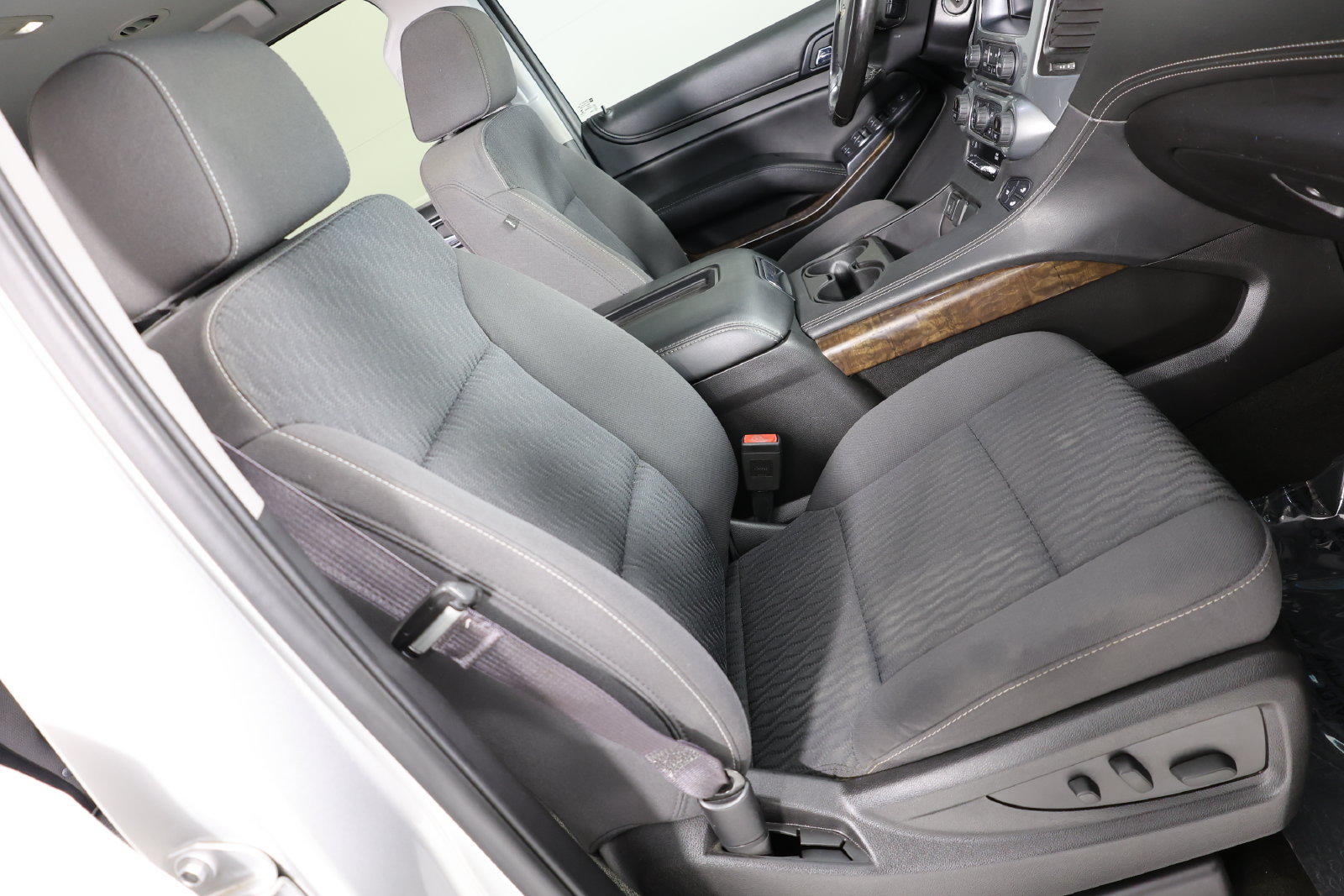 Used 2017 Chevrolet Tahoe LS w/ All-Season Package RWD image 29