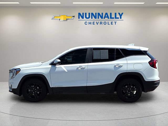 Certified 2024 GMC Terrain SLE FWD image 2