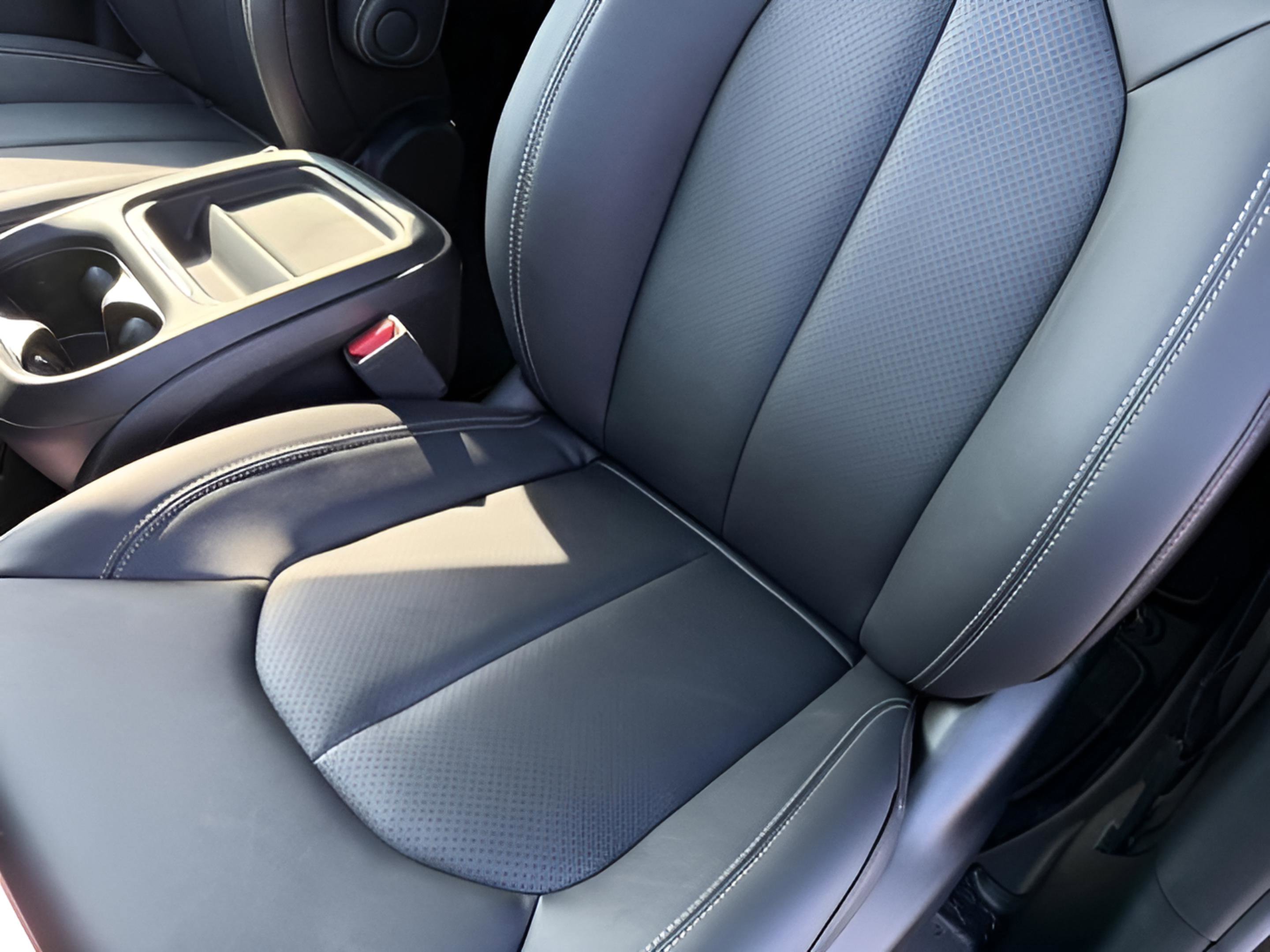 New 2027 Chrysler Pacifica Select FWD image 30