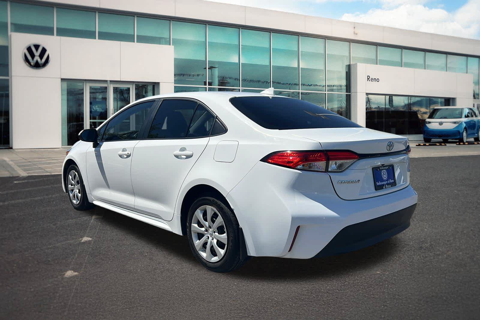 Used 2023 Toyota Corolla LE FWD image 7