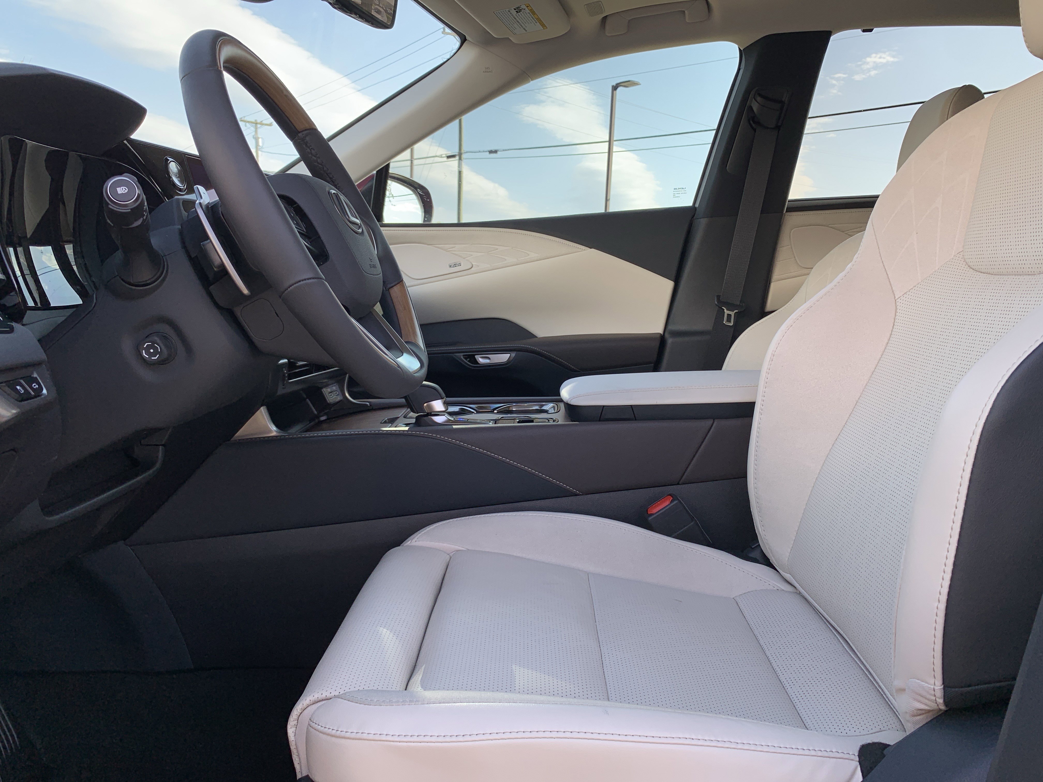 Certified 2026 Lexus RX 350 AWD image 16