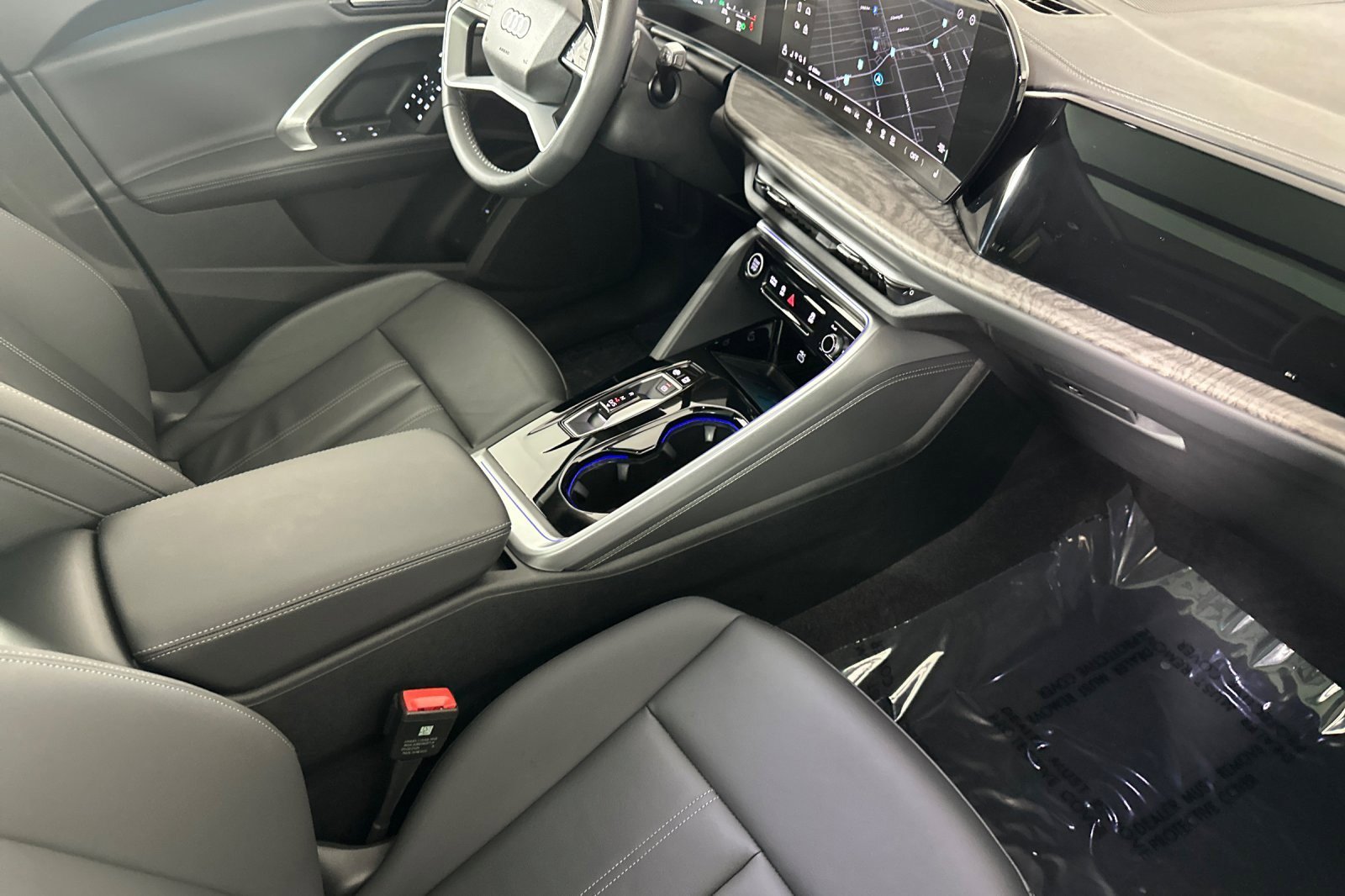 Used 2025 Audi Q5 Premium w/ 19" Wheel Package image 15