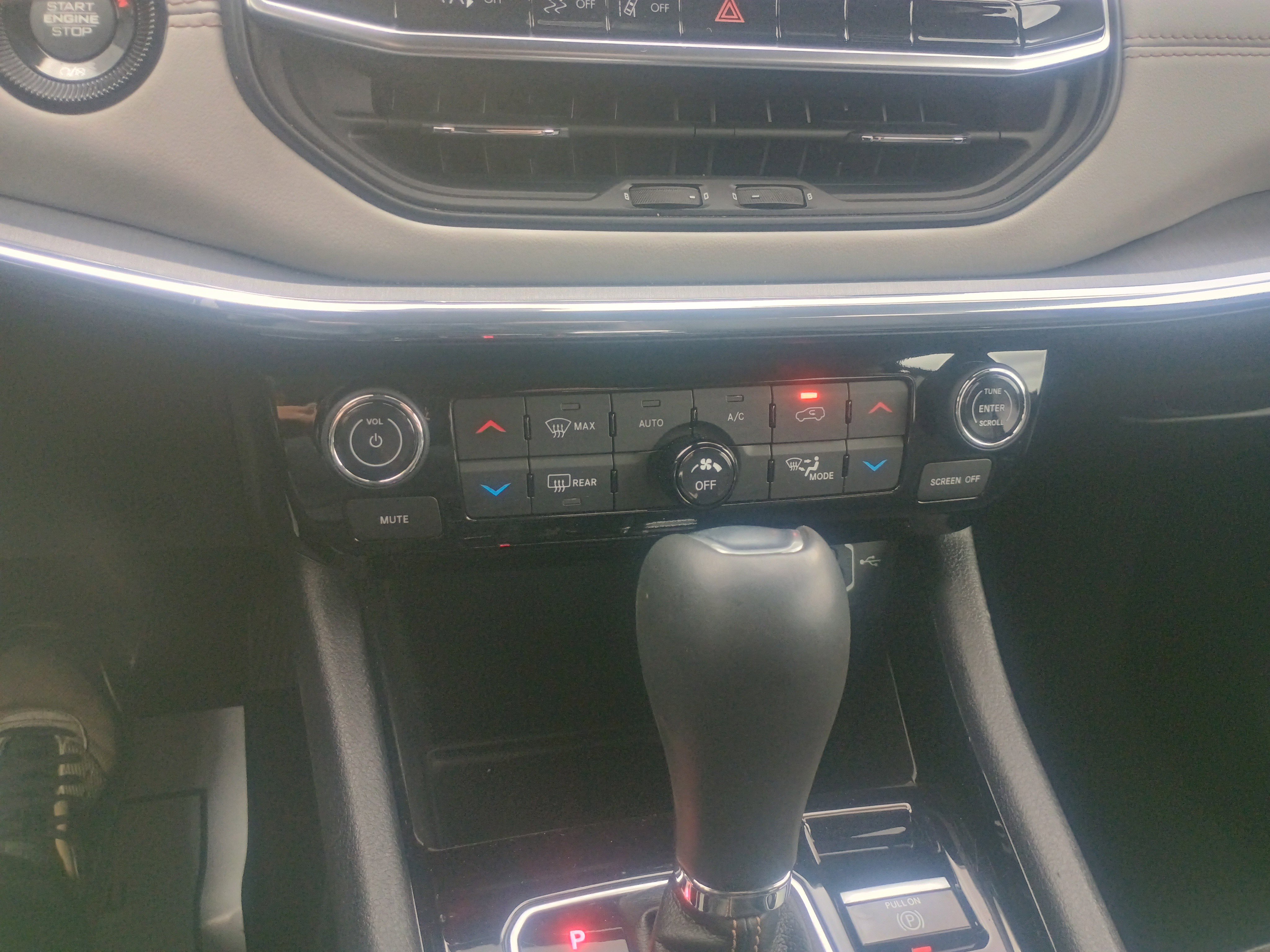 Used 2022 Jeep Compass Limited image 24