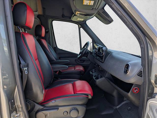 Used 2020 Mercedes-Benz Sprinter 2500 image 20