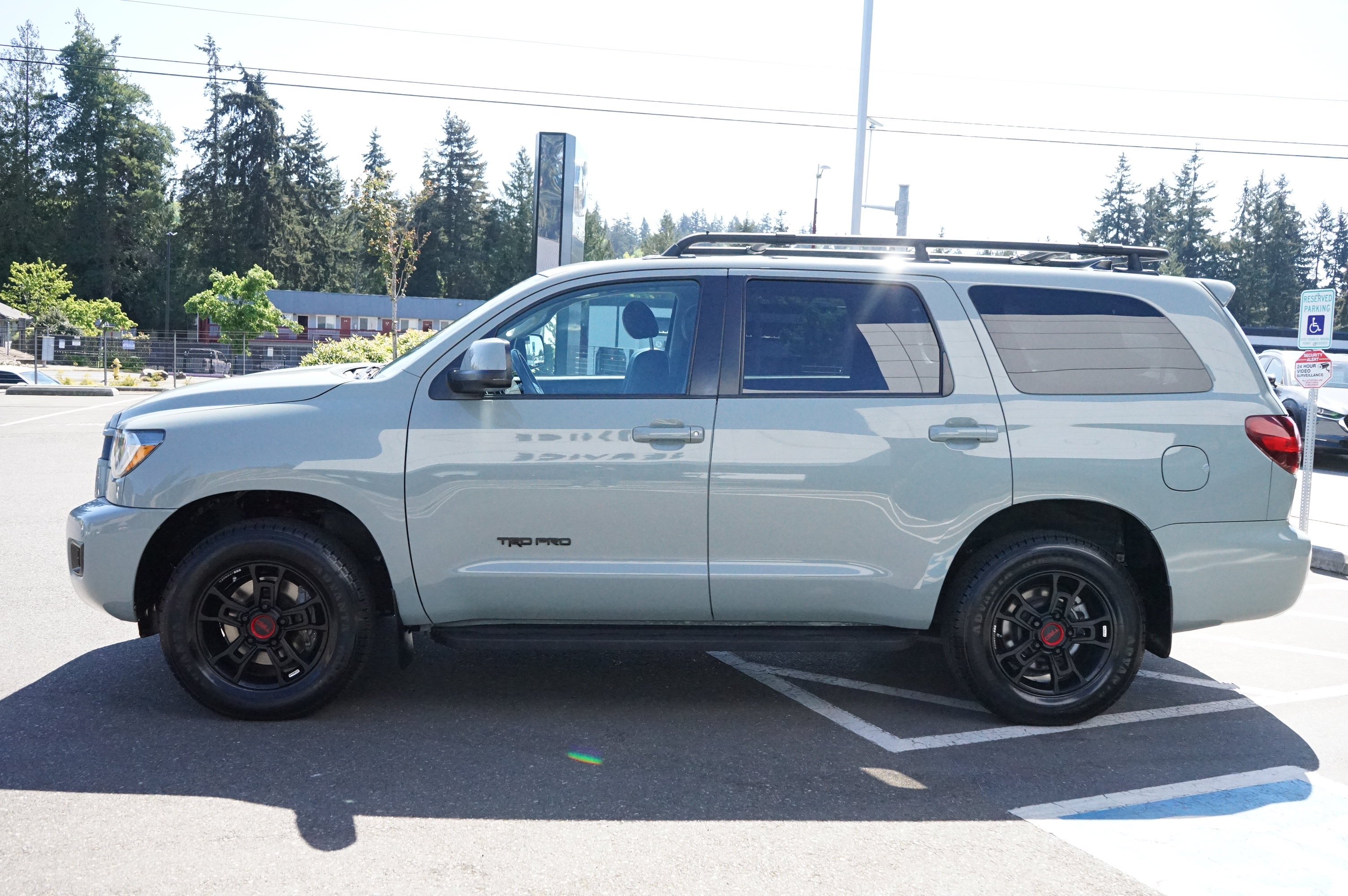 Used 2021 Toyota Sequoia TRD Pro AWD/4WD image 6