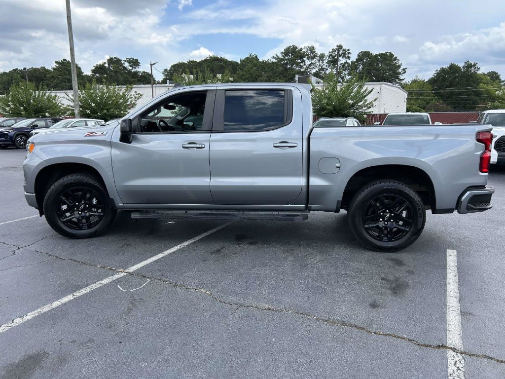 Used 2023 Chevrolet Silverado 1500 RST AWD/4WD image 18