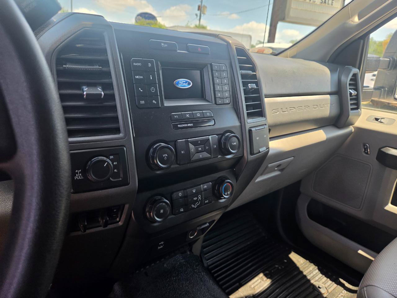 Used 2021 Ford F350 XL w/ Power Equipment Group AWD/4WD image 12