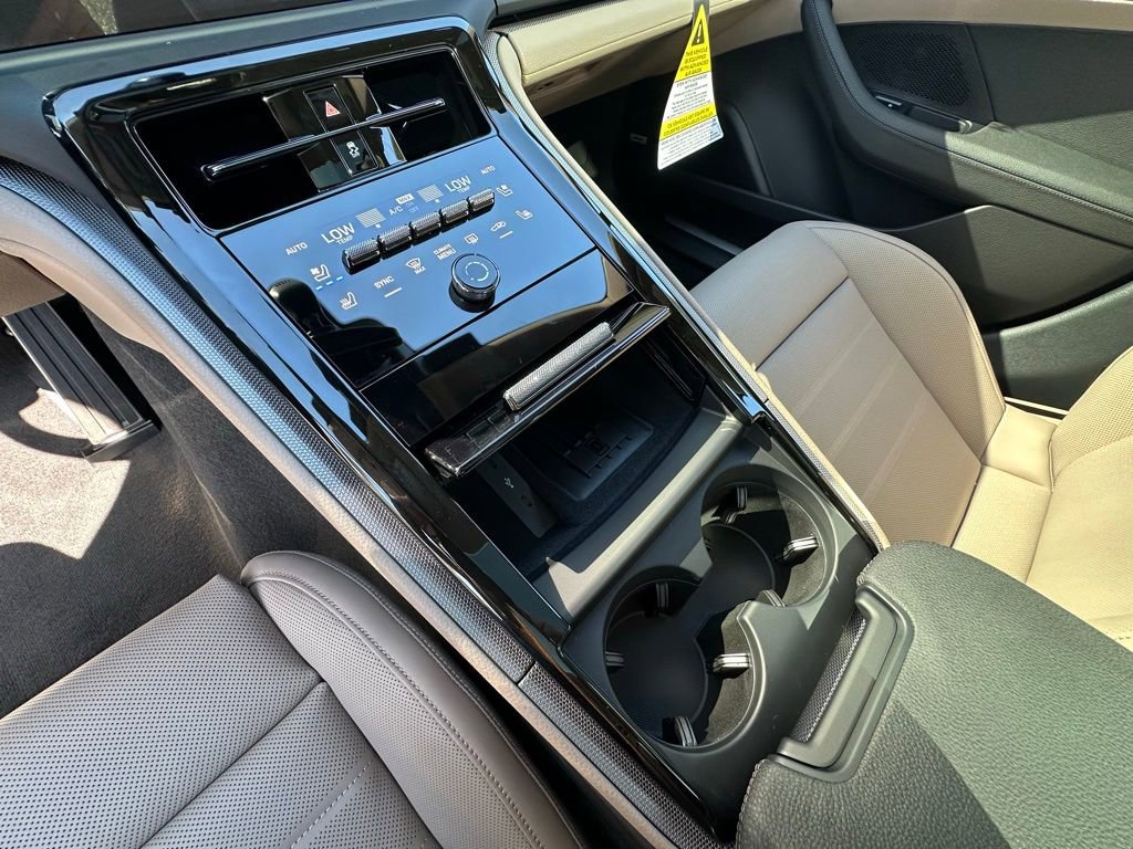 Used 2026 Porsche Panamera 4 image 29