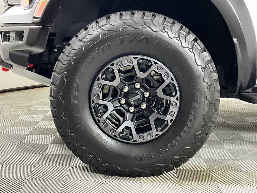 Used 2025 Ford F150 Raptor w/ Equipment Group 803A Raptor R AWD/4WD image 10