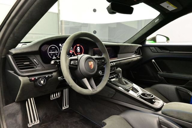 Certified 2026 Porsche 911 GT3 RWD image 4