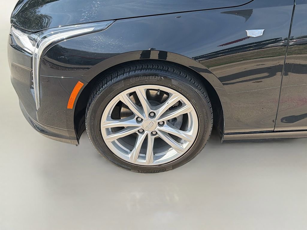 Used 2025 Cadillac CT4 Luxury RWD image 26