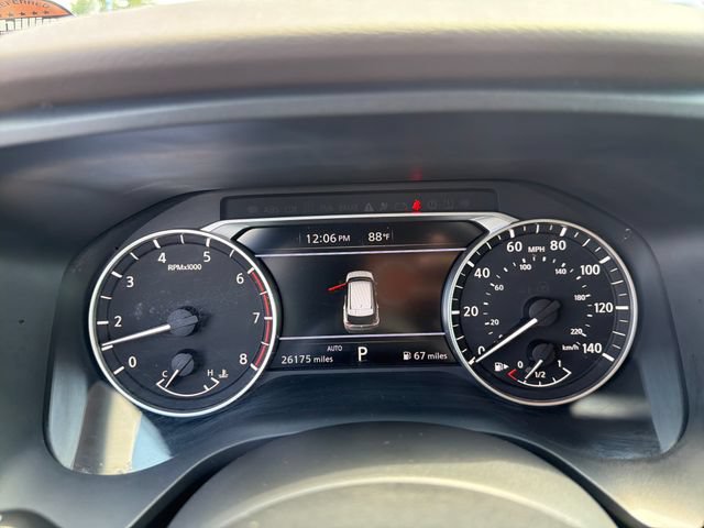 Used 2022 Nissan Rogue SV AWD/4WD image 15